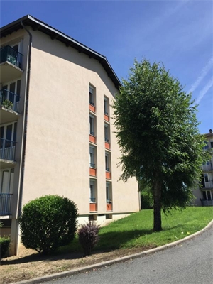 t4 à la location -   42440  NOIRETABLE, surface 87 m2 location t4 - UBI342832976